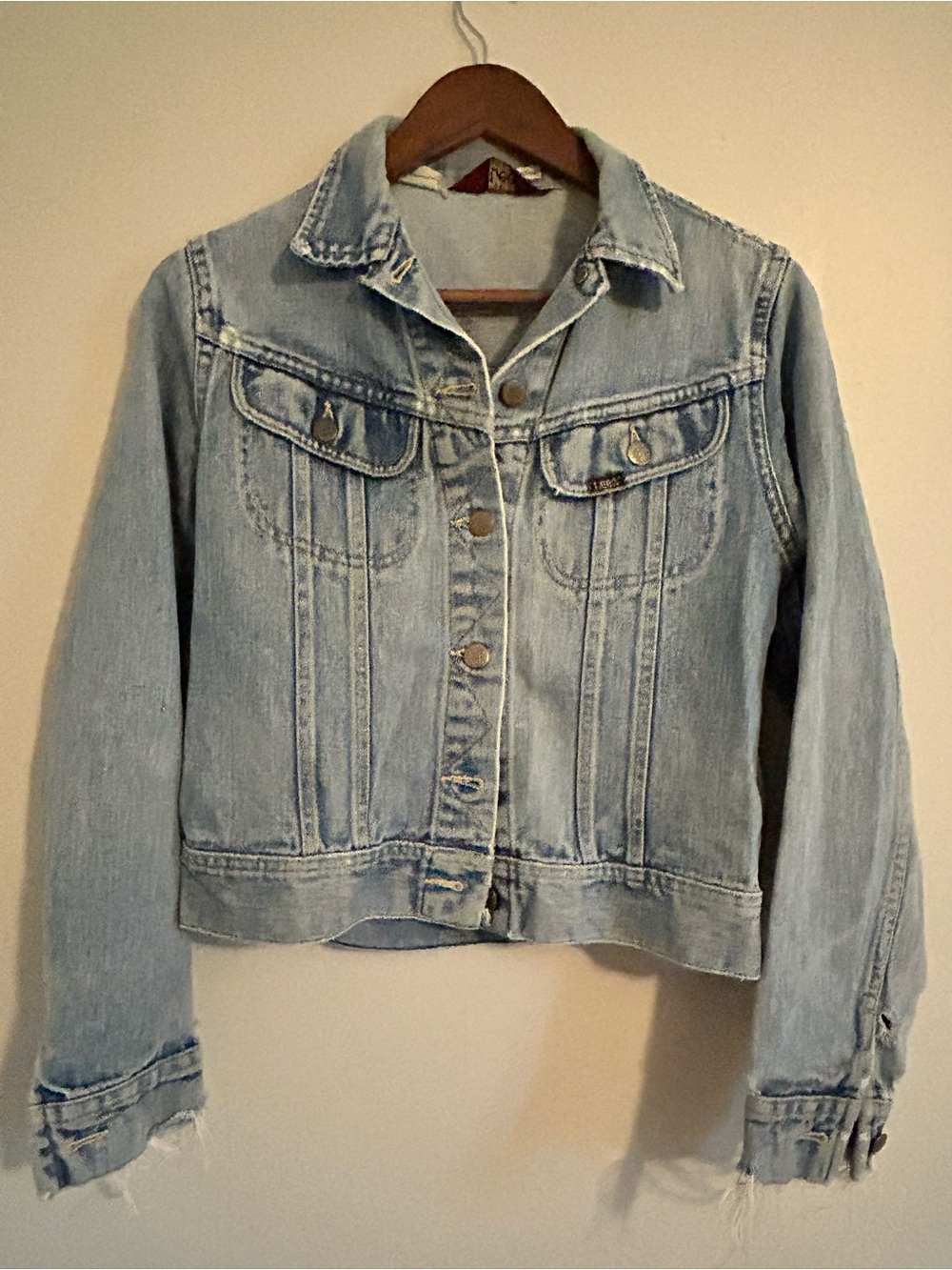 Vintage Lee Denim Jean Jacket Small Distressed Lightwash Biker Motorcycle Cowboy